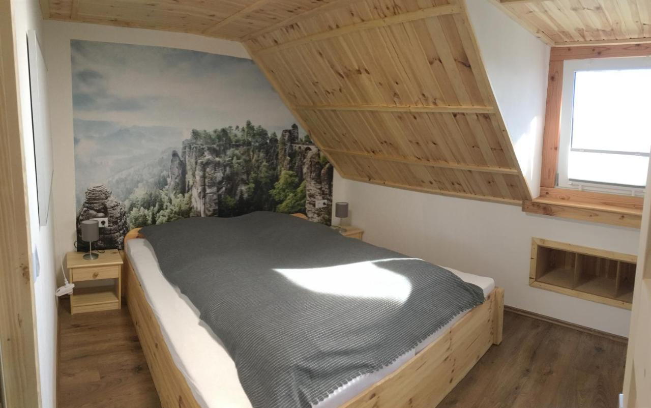 Ferienwohnung Julia Hohnstein Buitenkant foto